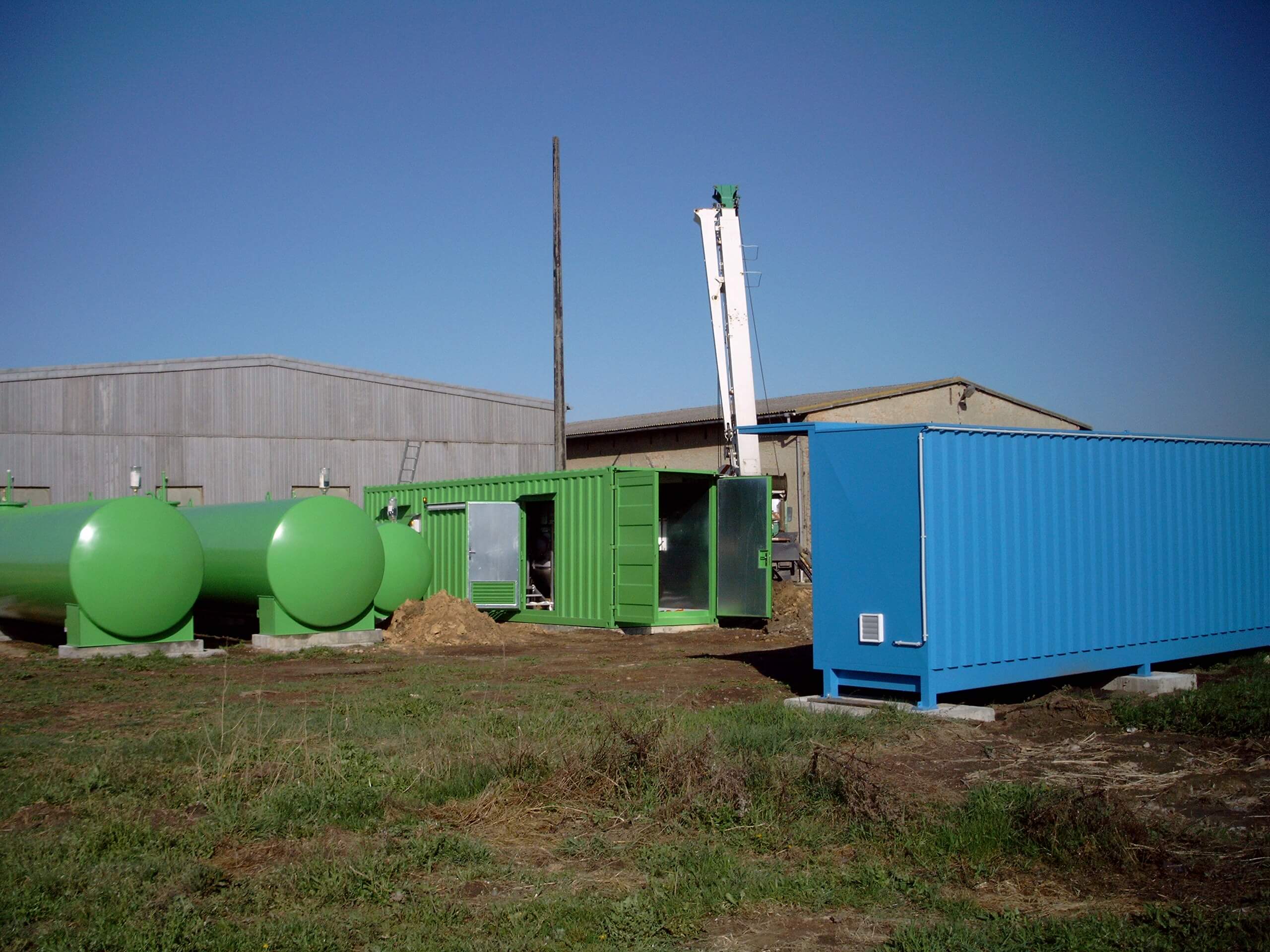 Technikcontainer an Biodiesel-Tankstelle